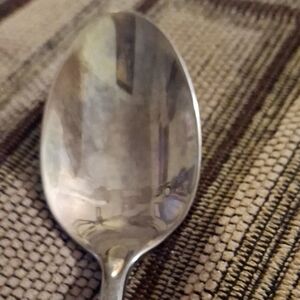 Oneida Stainless Steel Soup Spoon - Silver Finish